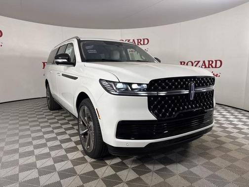 2025 Lincoln Navigator Black Label