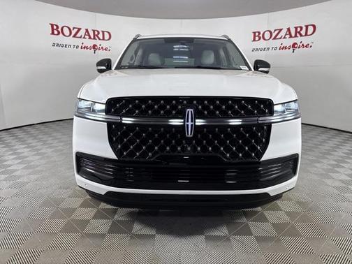 2025 Lincoln Navigator Black Label