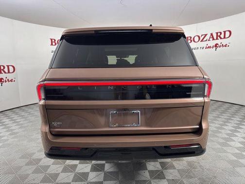 2025 Lincoln Navigator Black Label