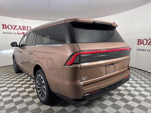 2025 Lincoln Navigator Black Label