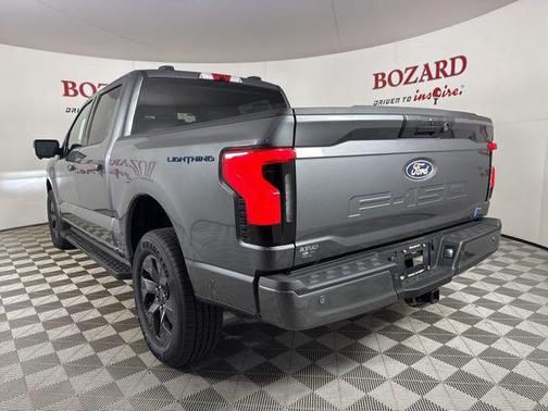 2025 Ford F-150 Lightning Flash