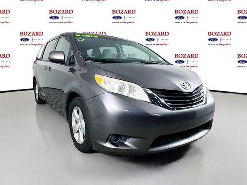 2013 Toyota Sienna LE