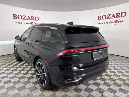 2025 Lincoln Nautilus Black Label