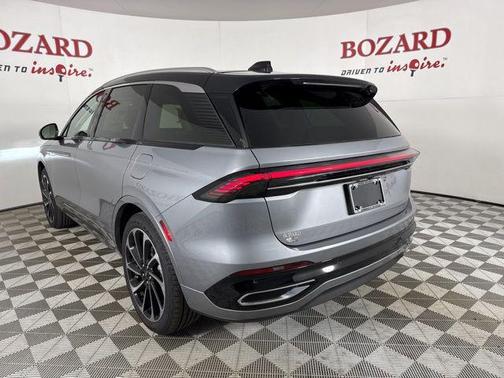 2025 Lincoln Nautilus Black Label