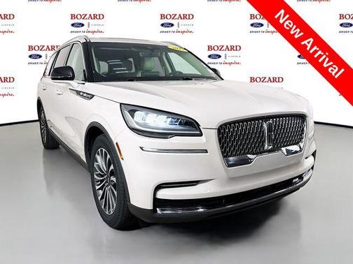 2023 Lincoln Aviator Standard