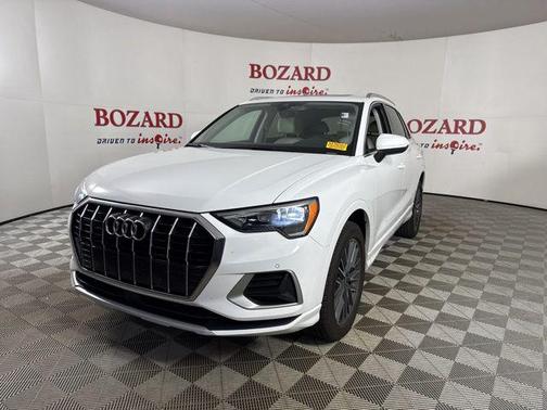 2022 Audi Q3 40 Premium