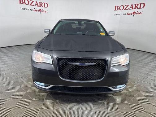 2019 Chrysler 300 Limited