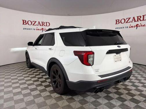 Star White Metallic Tri-Coat 2023 Ford Explorer ST