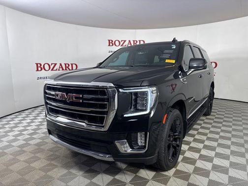 2022 GMC Yukon SLT