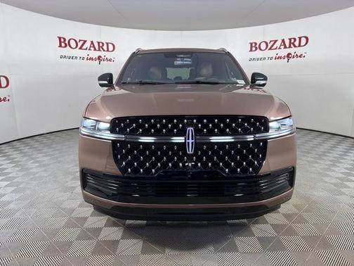 2025 Lincoln Navigator Black Label