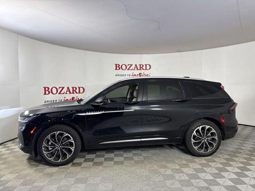 2024 Lincoln Nautilus Reserve