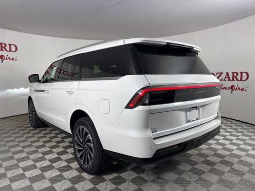 2025 Lincoln Navigator Black Label