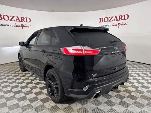 2021 Ford Edge ST