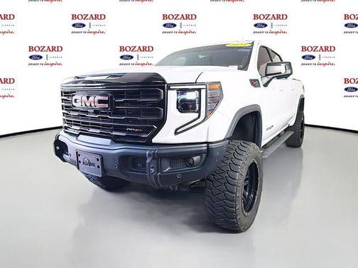 Summit White 2024 GMC Sierra 1500 AT4X