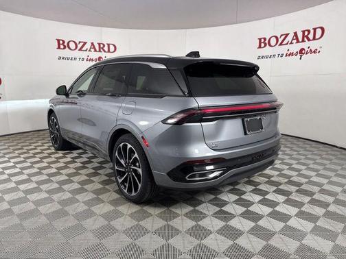 2025 Lincoln Nautilus Black Label