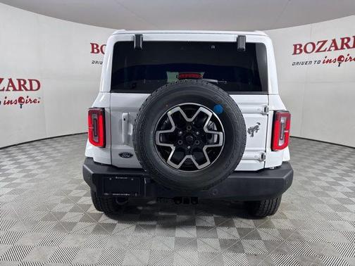 2025 Ford Bronco Outer Banks