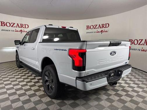 2025 Ford F-150 Lightning Flash