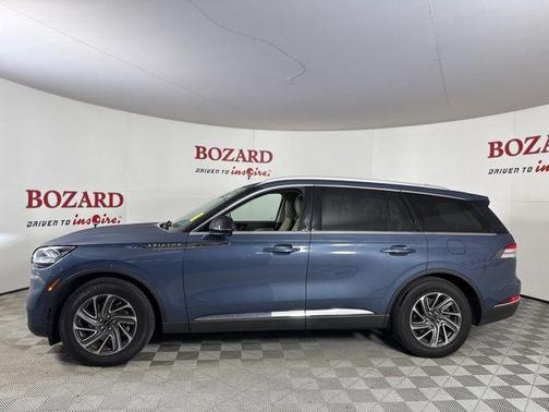 2021 Lincoln Aviator Standard