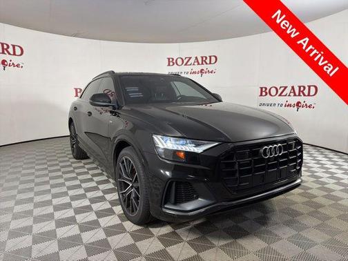 Mythos Black Metallic 2023 Audi Q8 55 Prestige