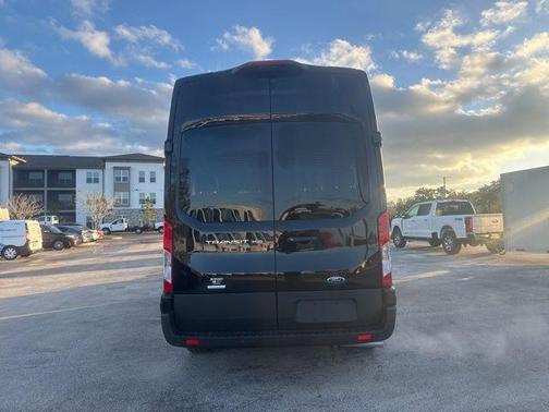 2025 Ford Transit-350 XL