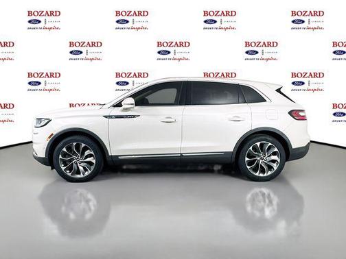 2022 Lincoln Nautilus Reserve