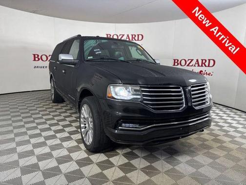 2015 Lincoln Navigator Base