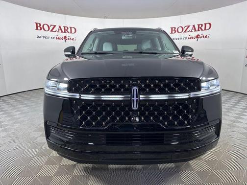 2025 Lincoln Navigator Black Label