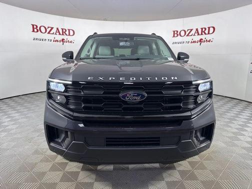 2025 Ford Expedition Max Active 4x2
