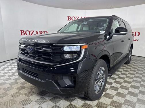 2025 Ford Expedition Max Active 4x2