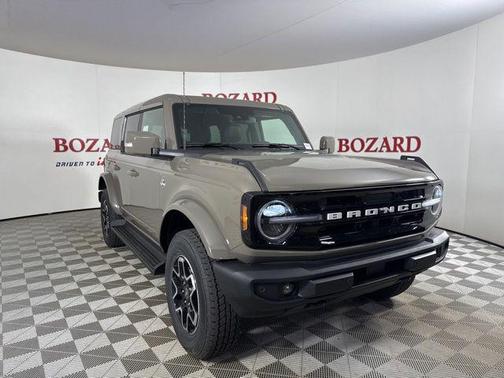 2025 Ford Bronco Outer Banks