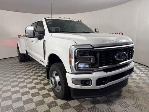 2025 Ford F-350 Platinum