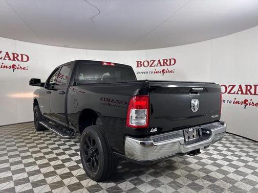 2020 RAM 2500 Tradesman Crew Cab 4X4 6'4' Box