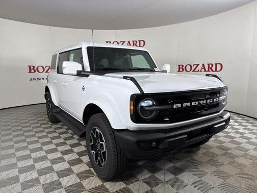 2025 Ford Bronco Outer Banks