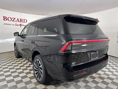 2025 Lincoln Navigator Black Label