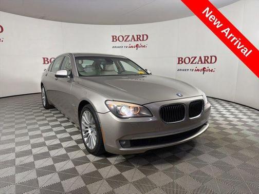 Silver Metallic 2009 BMW 750 Li
