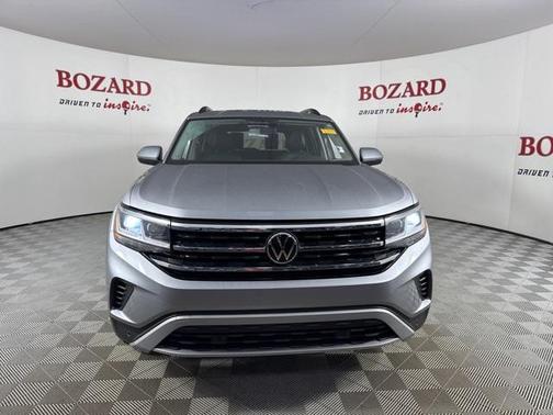 2022 Volkswagen Atlas 3.6L SE w/Technology