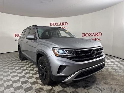 2022 Volkswagen Atlas 3.6L SE w/Technology