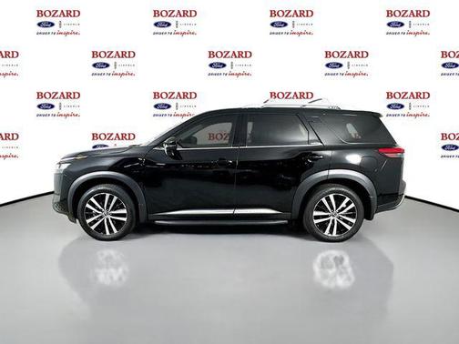 2024 Nissan Pathfinder Platinum FWD