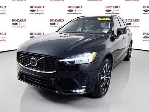 2025 Volvo XC60 B5 Plus