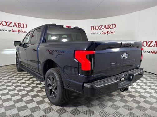 2025 Ford F-150 Lightning Flash