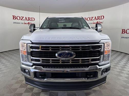 2025 Ford F-350 XLT
