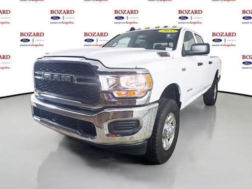 2022 RAM 2500 Tradesman Crew Cab 4x4 6'4' Box