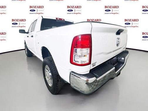 2022 RAM 2500 Tradesman Crew Cab 4x4 6'4' Box
