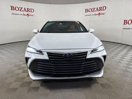 2020 Toyota Avalon Hybrid Limited