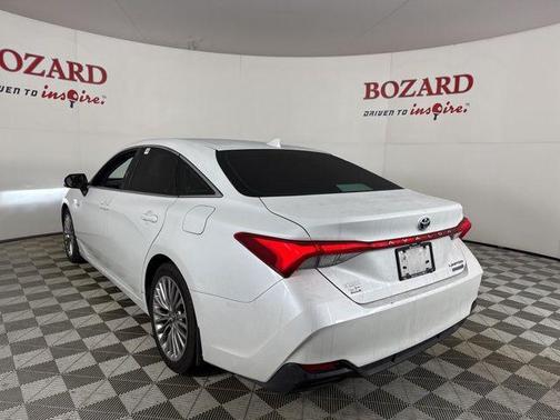 2020 Toyota Avalon Hybrid Limited