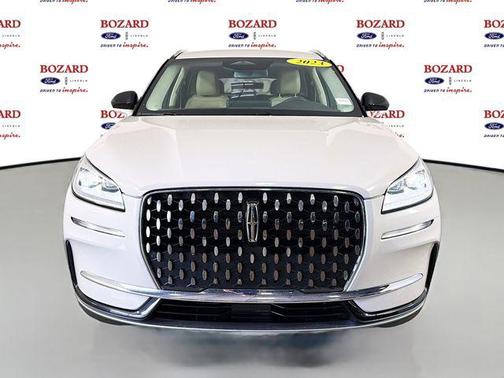 Ceramic Pearl Metallic Tinted Clearcoat 2023 Lincoln Corsair Reserve
