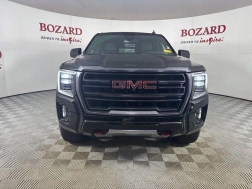 2024 GMC Yukon 4WD AT4