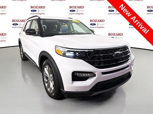 Star White Metallic Tri-Coat 2023 Ford Explorer XLT