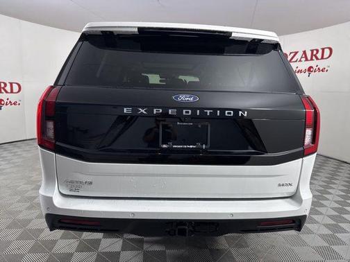 2025 Ford Expedition Max Active 4x2