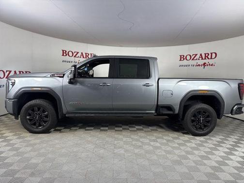 2025 GMC Sierra 2500 AT4